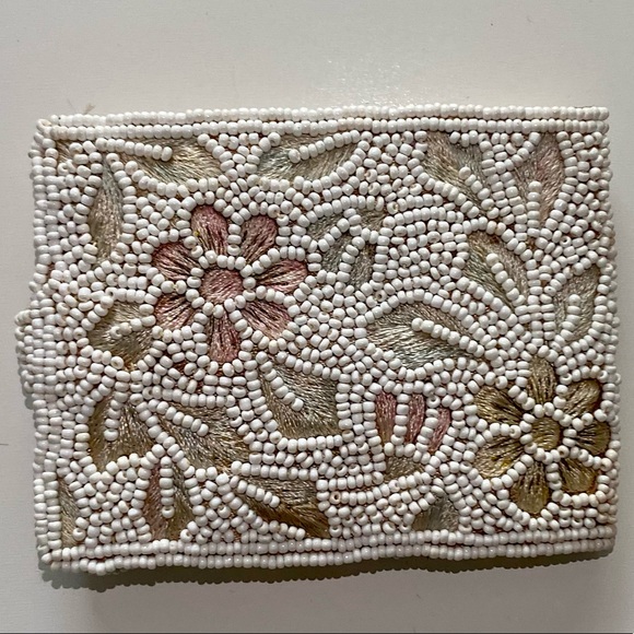 Beaded wallet - Picture 2 of 8
